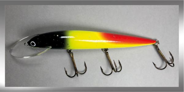 Karikko Wobbler, Länge: 15 cm, Farbe: Rainbow-Head 050, schwimmend, von Suomen Uistin The Finnish Lure Company (Jarmo Rapala)